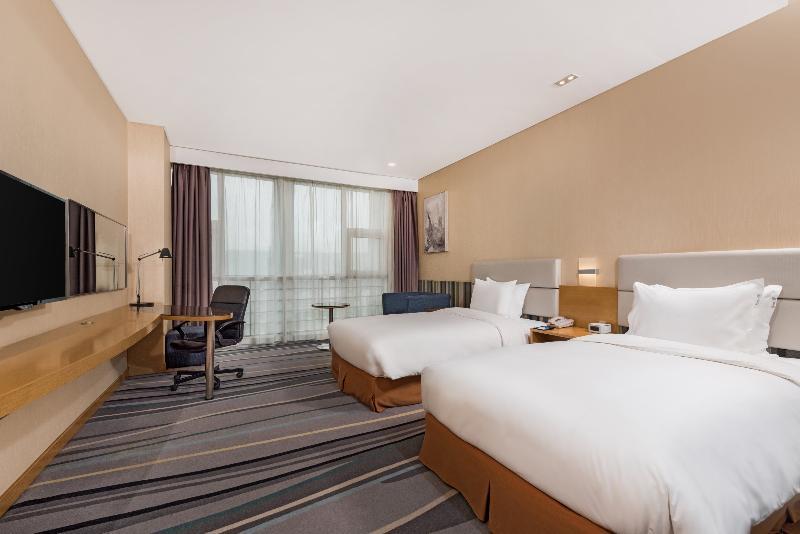 Holiday Inn Express Baoji City Centre By Ihg Exterior foto